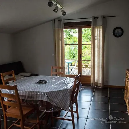 Des Ecuries De Saint Maurice