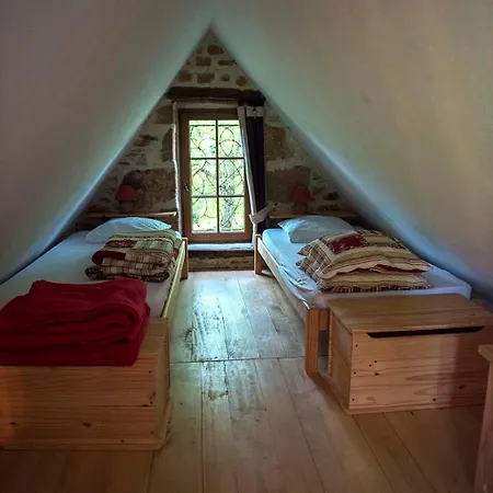 Des Ecuries De Saint Maurice Lantgård *