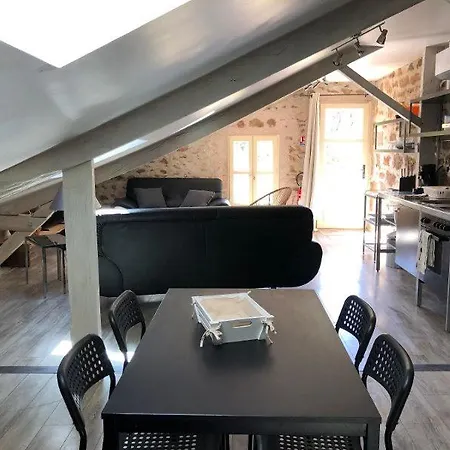 Lantgård Des Ecuries De Saint Maurice