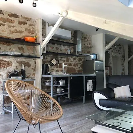 Des Ecuries De Saint Maurice