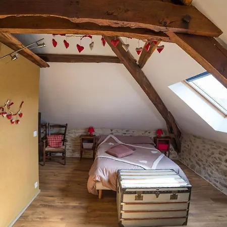 Lantgård Des Ecuries De Saint Maurice Lacapelle-Marival